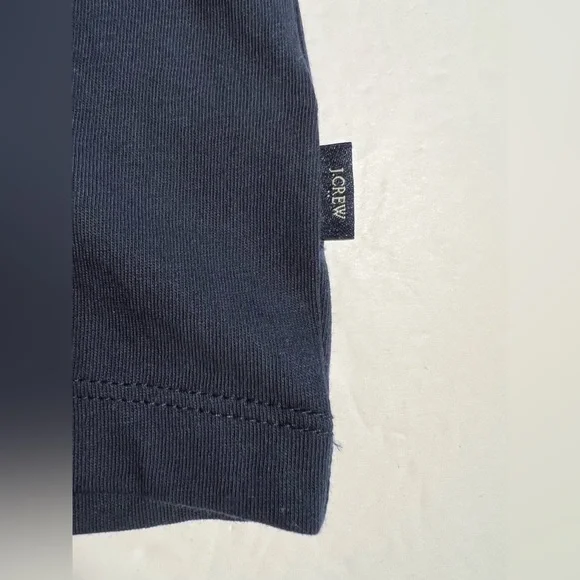 NEW J Crew Christmas T-Shirt Sz Medium Navy Golden Retriever Antlers Graphic Tee - Picture 9 of 12